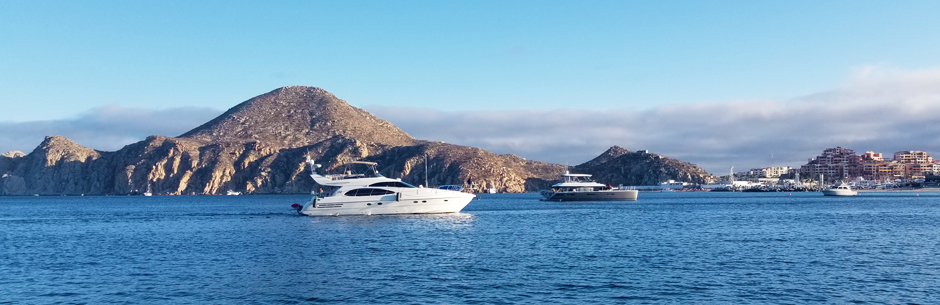 Luxury Yacht Charter in Cabo San Lucas Cabo Arch, Medano Beach